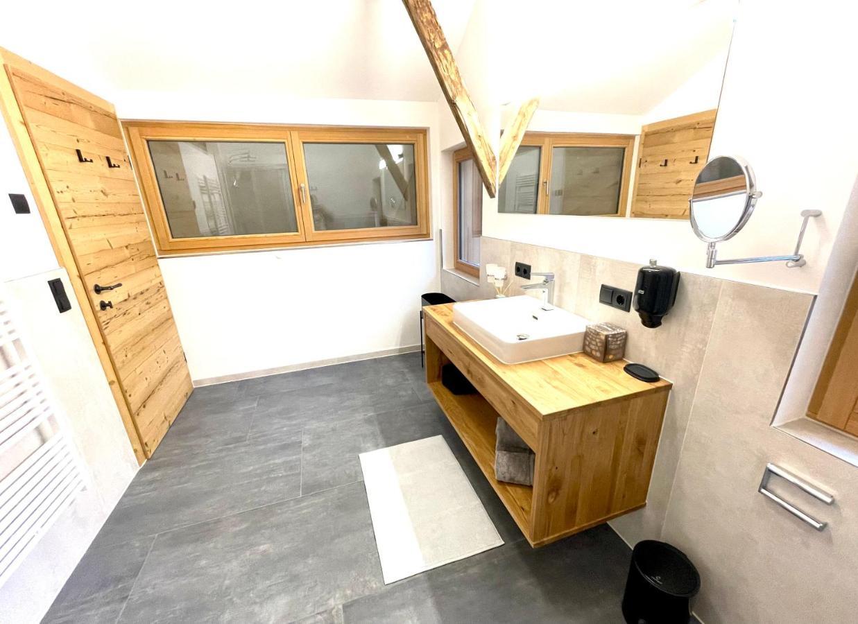 Zur Post Apartment *